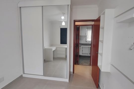 Quarto de apartamento para alugar com 2 quartos, 61m² em Cerâmica, São Caetano do Sul