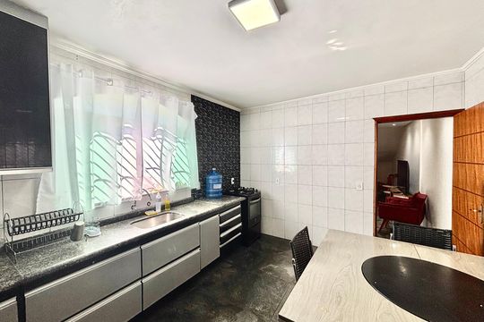 Cozinha de casa à venda com 3 quartos, 175m² em Jardim Penha, São Paulo