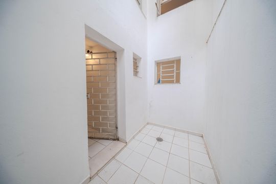 Área de Serviço de casa para alugar com 4 quartos, 180m² em Bela Vista, São Paulo