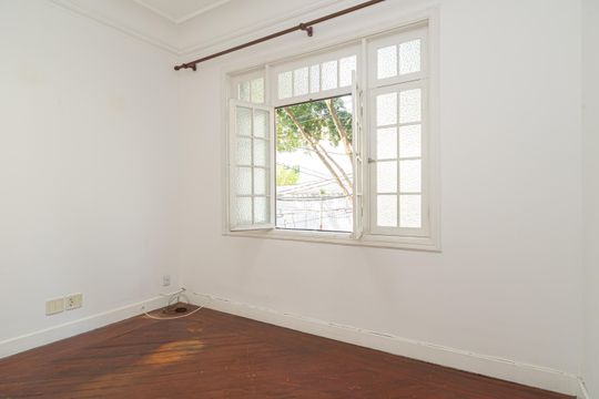 Casa para alugar com 3 quartos, 180m² em Bela Vista, São Paulo