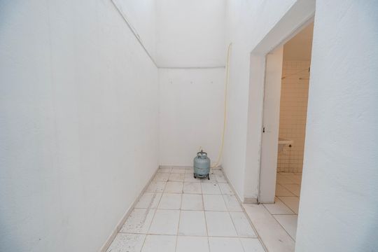 Área de Serviço de casa para alugar com 4 quartos, 180m² em Bela Vista, São Paulo