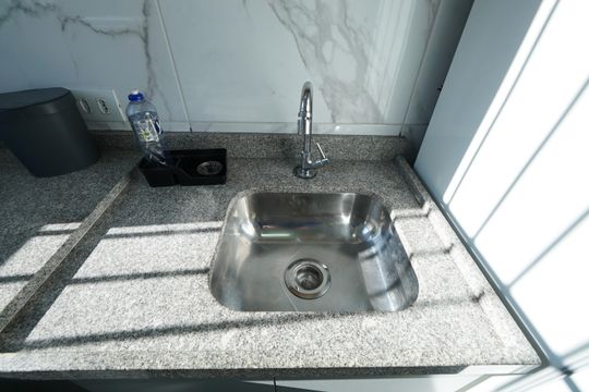 Cozinha de kitnet/studio para alugar com 1 quarto, 22m² em Vila Mariana, São Paulo