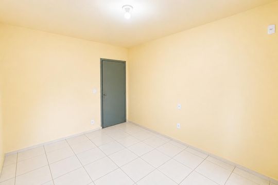 Quarto de casa para alugar com 2 quartos, 110m² em Cadiz, Gravataí