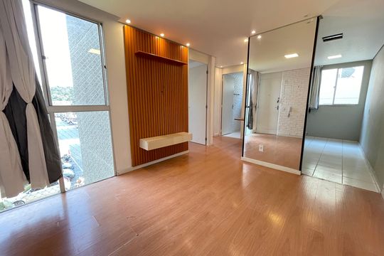 Sala de apartamento para alugar com 2 quartos, 45m² em Parque Ipe, São Paulo