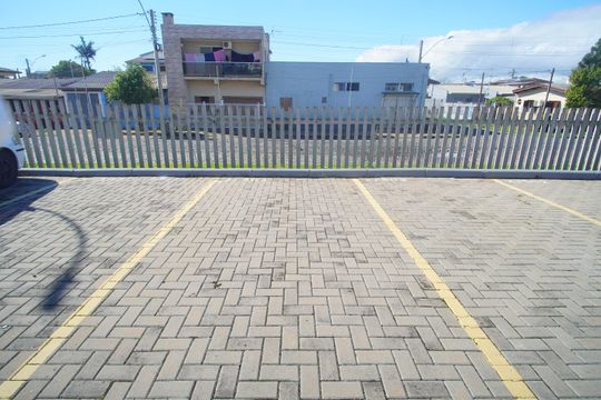 Garagem de apartamento à venda com 2 quartos, 40m² em Santos Dumont, São Leopoldo