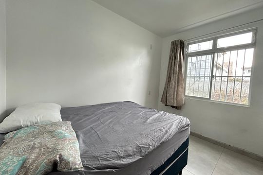 Quarto de apartamento para alugar com 2 quartos, 80m² em Barra da Lagoa, Florianópolis