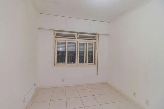 Quarto 2 de apartamento para alugar com 2 quartos, 75m² em Centro Histórico, Porto Alegre