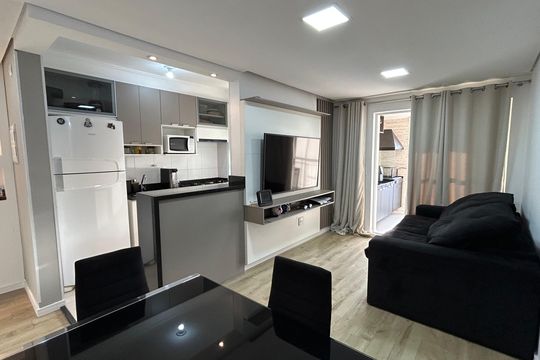 Apartamento para alugar com 2 quartos, 68m² em Jardim Flor da Montanha, Guarulhos