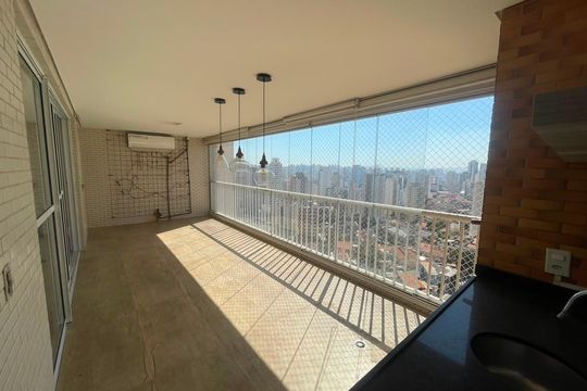 Varanda de apartamento para alugar com 3 quartos, 141m² em Vila Gumercindo, São Paulo