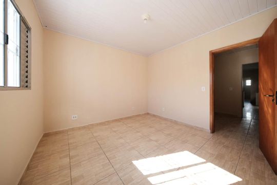 Quarto 3 de casa para alugar com 3 quartos, 120m² em Vila Ré, São Paulo