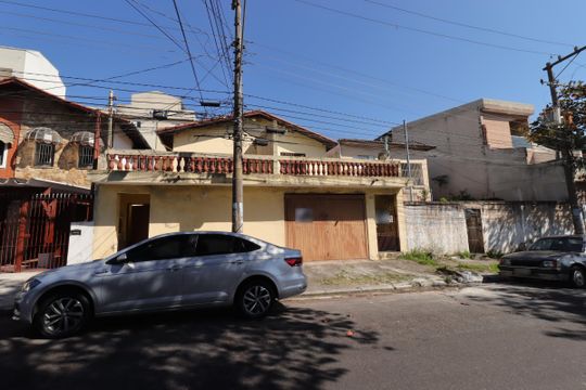 Fachada de casa à venda com 2 quartos, 160m² em Jardim Santo Alberto, Santo André
