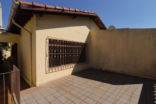 Quintal de casa à venda com 2 quartos, 160m² em Jardim Santo Alberto, Santo André