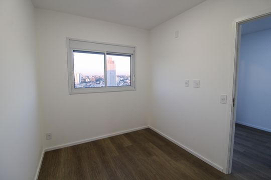 Quarto 2 de apartamento para alugar com 2 quartos, 39m² em Vila Sonia, São Paulo