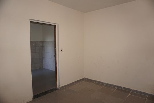 Quarto de casa para alugar com 1 quarto, 39m² em Vila Isis Cristina, Embu das Artes