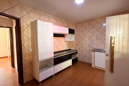 Cozinha de casa à venda com 4 quartos, 528m² em Residencial Vereda dos Buritis, Goiânia