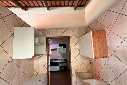 Área de Serviço de casa à venda com 4 quartos, 528m² em Residencial Vereda dos Buritis, Goiânia