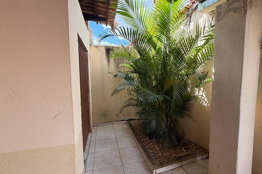 Jardim de casa à venda com 4 quartos, 528m² em Residencial Vereda dos Buritis, Goiânia