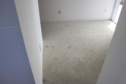Sala de apartamento à venda com 2 quartos, 53m² em Jardim Aida, Guarulhos