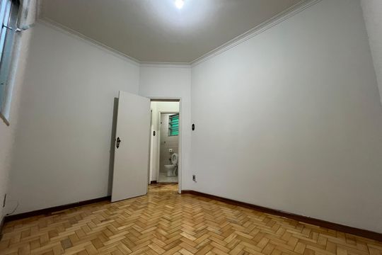 Quarto 1 de apartamento para alugar com 2 quartos, 83m² em Boa Vista, Juiz de Fora