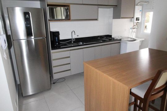 Cozinha de apartamento para alugar com 1 quarto, 48m² em Parque Residencial Aquarius, São José dos Campos