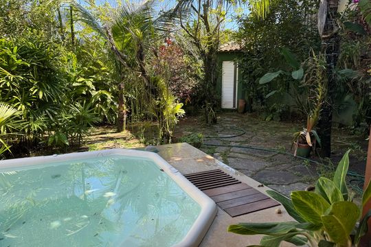 Área comum de casa para alugar com 3 quartos, 300m² em Itaipu, Niterói