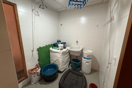 Área de serviço de casa para alugar com 3 quartos, 300m² em Itaipu, Niterói