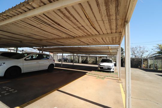 Garagem de apartamento para alugar com 2 quartos, 45m² em Umuarama, Uberlândia