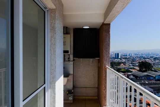 Varanda da Sala de apartamento para alugar com 2 quartos, 43m² em Vila Itapegica, Guarulhos