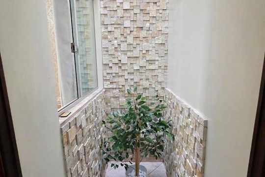 Corredor de casa à venda com 4 quartos, 200m² em Avenida p2, Brasília