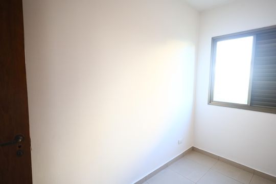 Quarto 2 de apartamento para alugar com 3 quartos, 100m² em Vila Osasco, Osasco