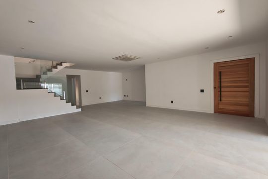 Casa de Condomínio para alugar com 4 quartos, 400m² em Barra da Tijuca, Rio de Janeiro