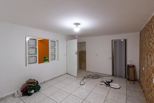 Sala de casa para alugar com 1 quarto, 50m² em Jardim das Nacoes, Guarulhos