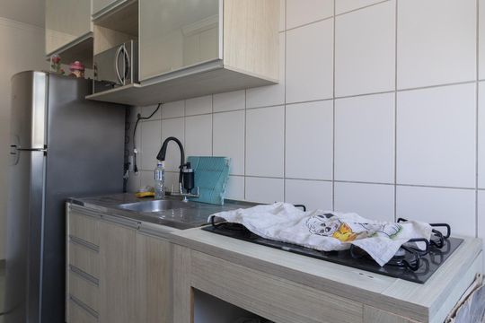 Cozinha e Área de Serviço de apartamento para alugar com 2 quartos, 43m² em Vila Curuçá Velha, São Paulo