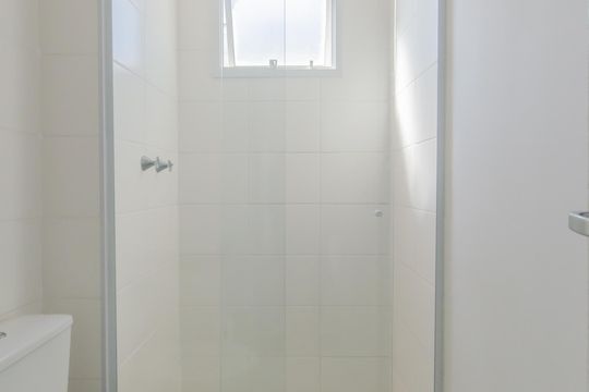 Banheiro de apartamento para alugar com 1 quarto, 35m² em Cambuci, São Paulo