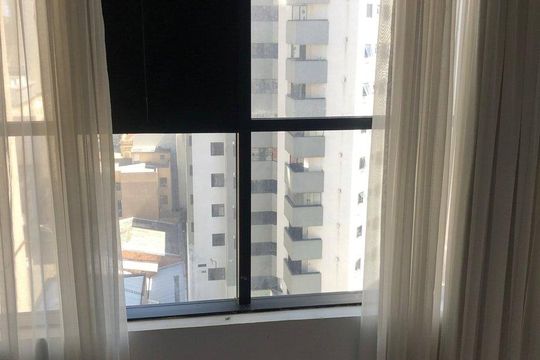 Vista de kitnet/studio à venda com 1 quarto, 61m² em Centro, Curitiba