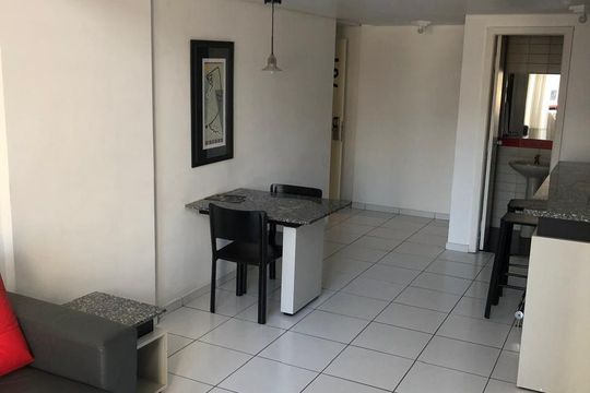 Kitnet/Studio à venda com 1 quarto, 61m² em Centro, Curitiba