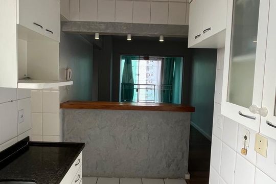 Cozinha de apartamento à venda com 3 quartos, 160m² em Vila Alto da Gloria, Goiânia