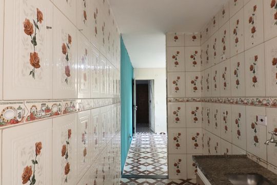 Cozinha  de apartamento à venda com 2 quartos, 42m² em Jardim Silvina, São Bernardo do Campo