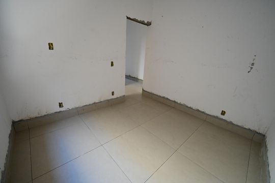 Casa à venda com 3 quartos, 109m² em Residencial Itaipú, Goiânia