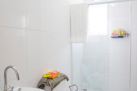 Banheiro de apartamento à venda com 2 quartos, 77m² em Vila Camargo, São Bernardo do Campo