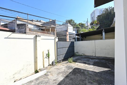 Garagem de casa para alugar com 3 quartos, 150m² em Vila da Saúde, São Paulo