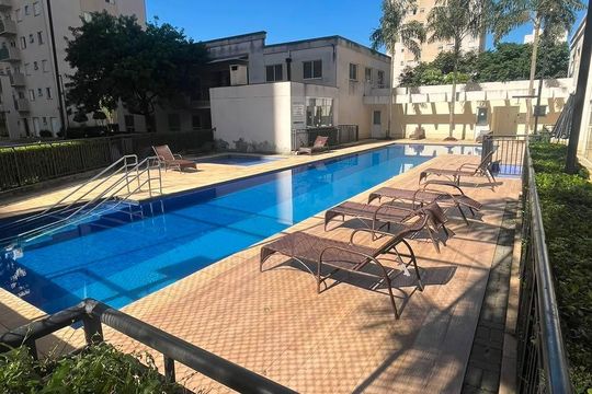 Piscina de apartamento para alugar com 2 quartos, 51m² em Centro, Barueri