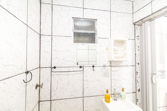 Banheiro de casa para alugar com 1 quarto, 30m² em Vila Siria, São Paulo