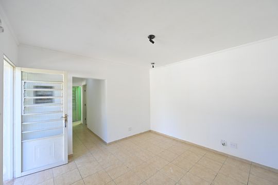 Sala de casa de condomínio para alugar com 2 quartos, 75m² em Vila da Saúde, São Paulo