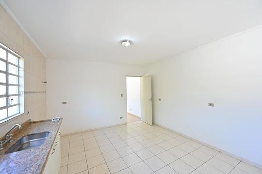 Cozinha de casa de condomínio para alugar com 2 quartos, 75m² em Vila da Saúde, São Paulo