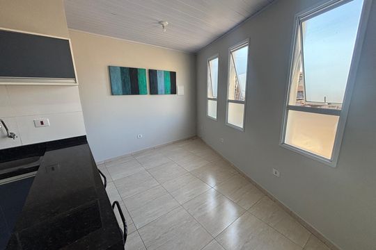 Sala/quarto de kitnet/studio para alugar com 1 quarto, 20m² em Colônia, Ribeirão Pires