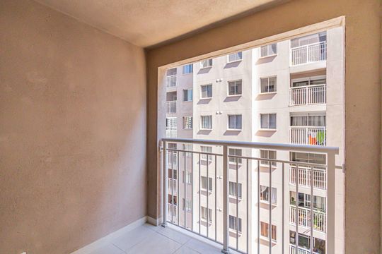 Varanda de apartamento à venda com 2 quartos, 34m² em Parque Industrial Tomas Edson, São Paulo