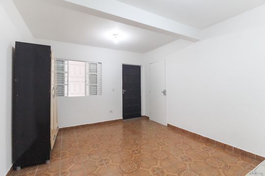 Sala/Quarto de casa para alugar com 1 quarto, 45m² em Conjunto Residencial José Bonifácio, São Paulo