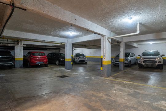 Área comum - Garagem de kitnet/studio para alugar com 1 quarto, 33m² em Bela Vista, São Paulo