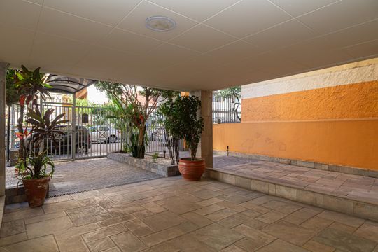 Área comum - Entrada do Edifício de kitnet/studio para alugar com 1 quarto, 33m² em Bela Vista, São Paulo